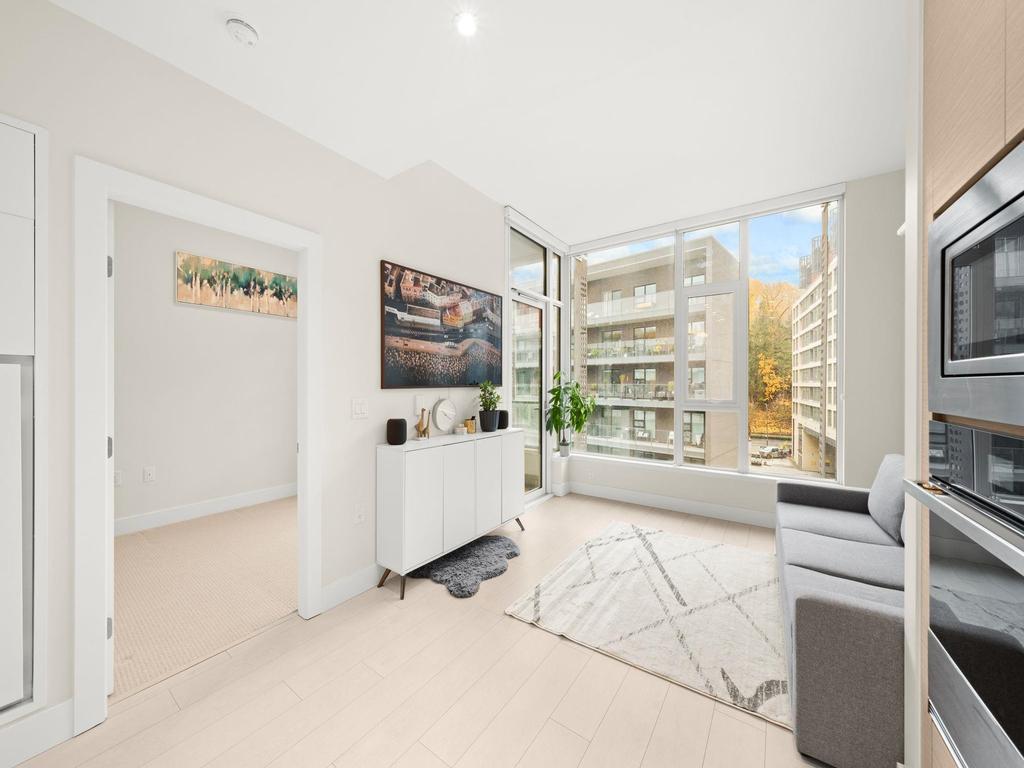 Listing Image for R3090376