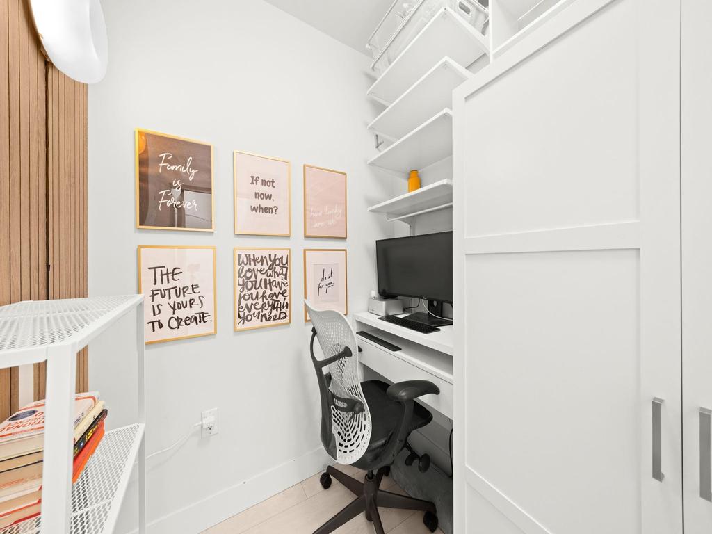 Listing Image for R3090376