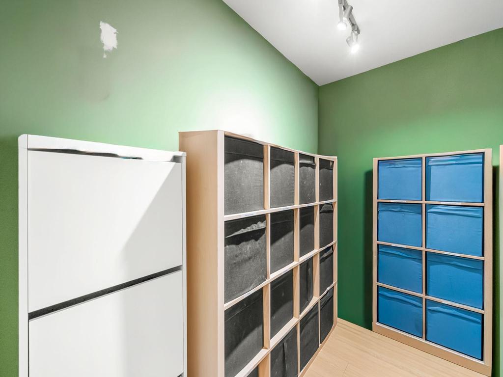 Listing Image for R3090381