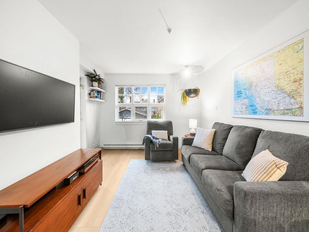 Listing Image for R3090381