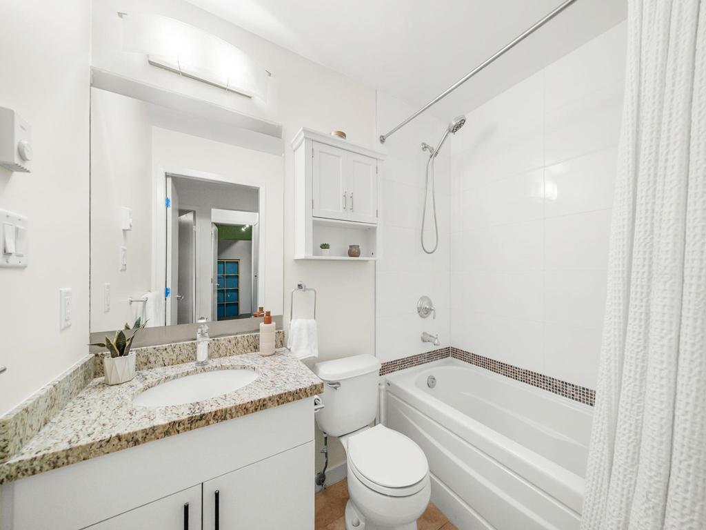 Listing Image for R3090381