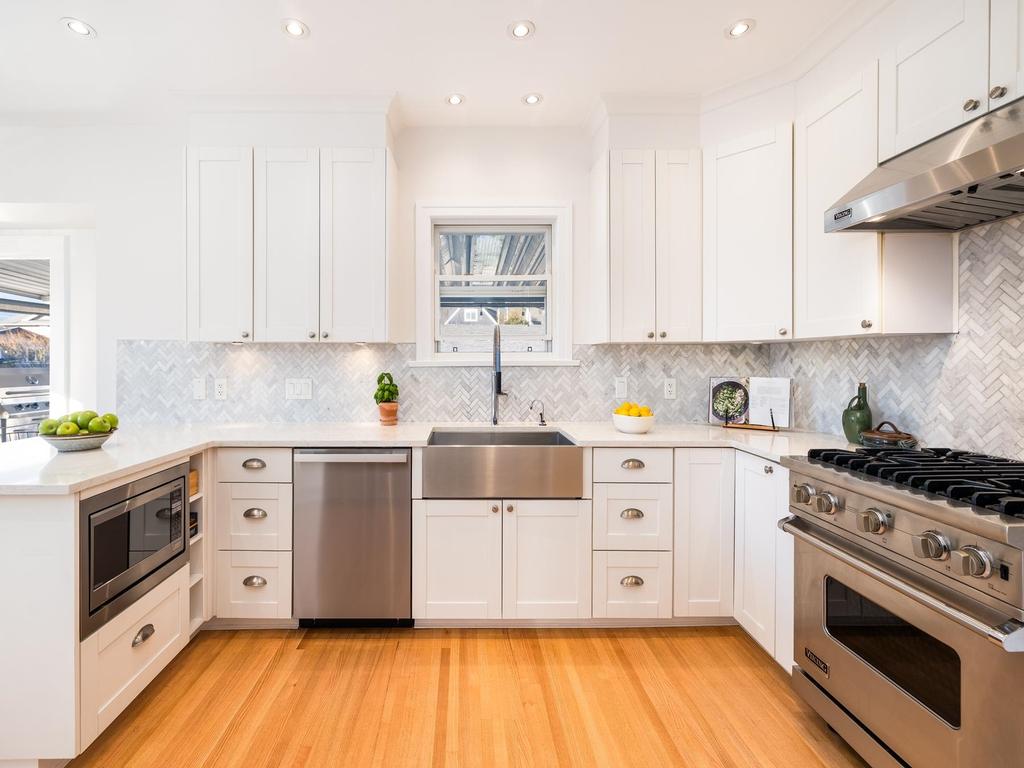 Listing Image for R3090393