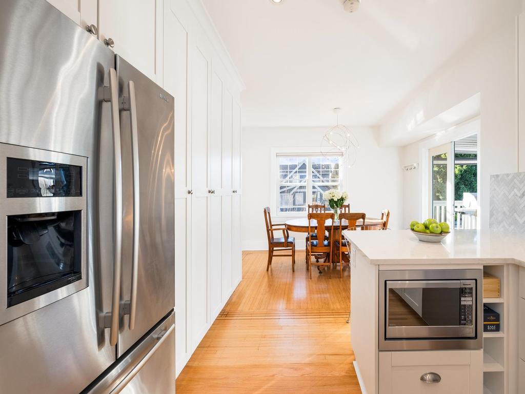 Listing Image for R3090393