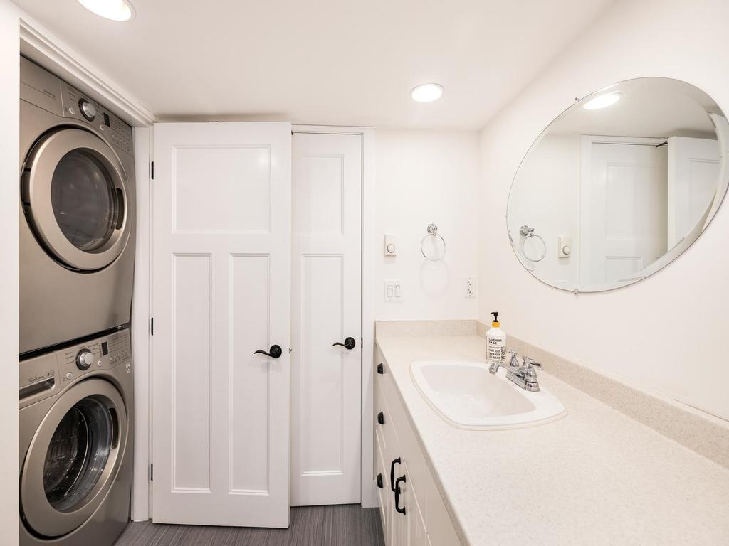 Listing Image for R3090393