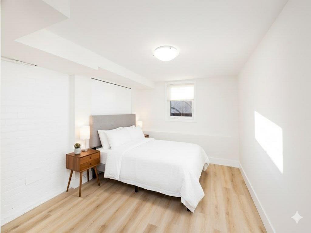 Listing Image for R3090393