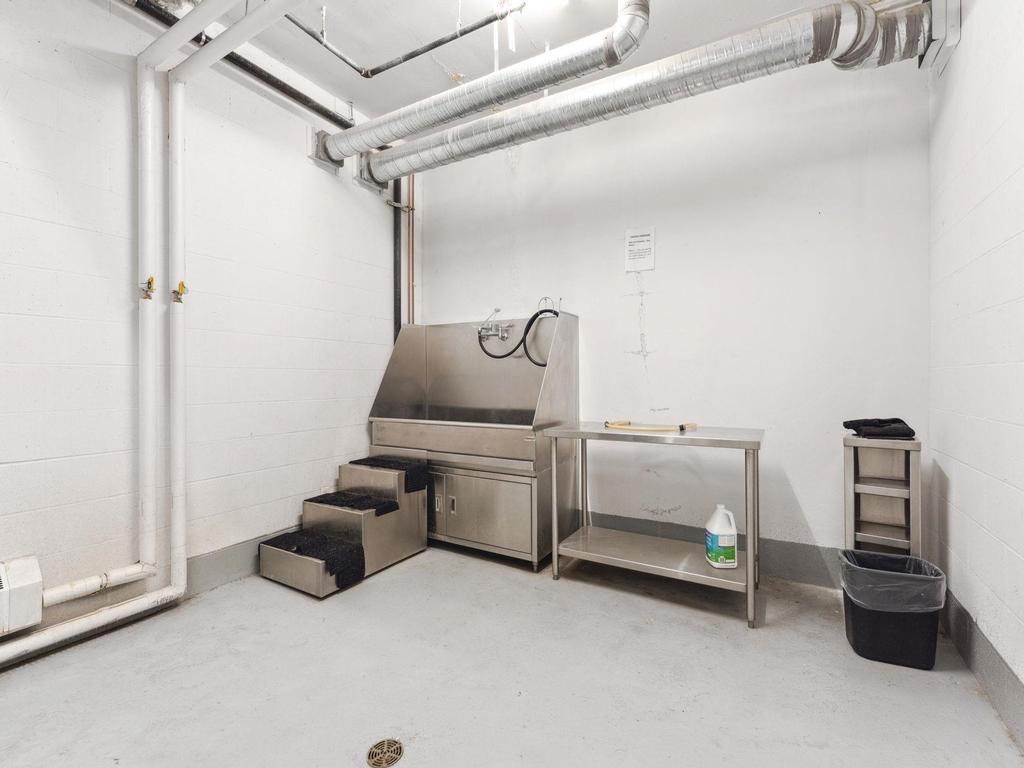 Listing Image for R3090401