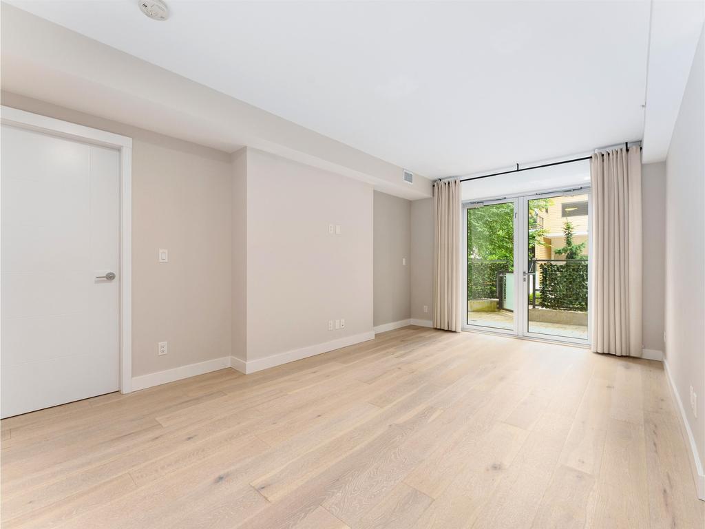 Listing Image for R3090401