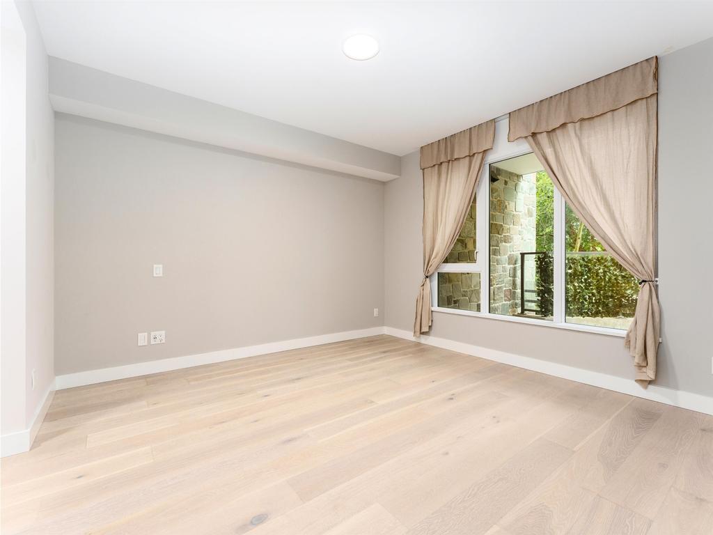 Listing Image for R3090401