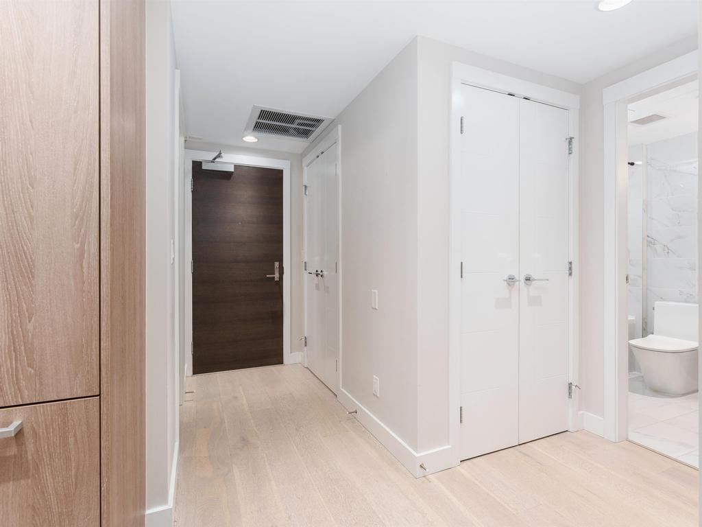 Listing Image for R3090401