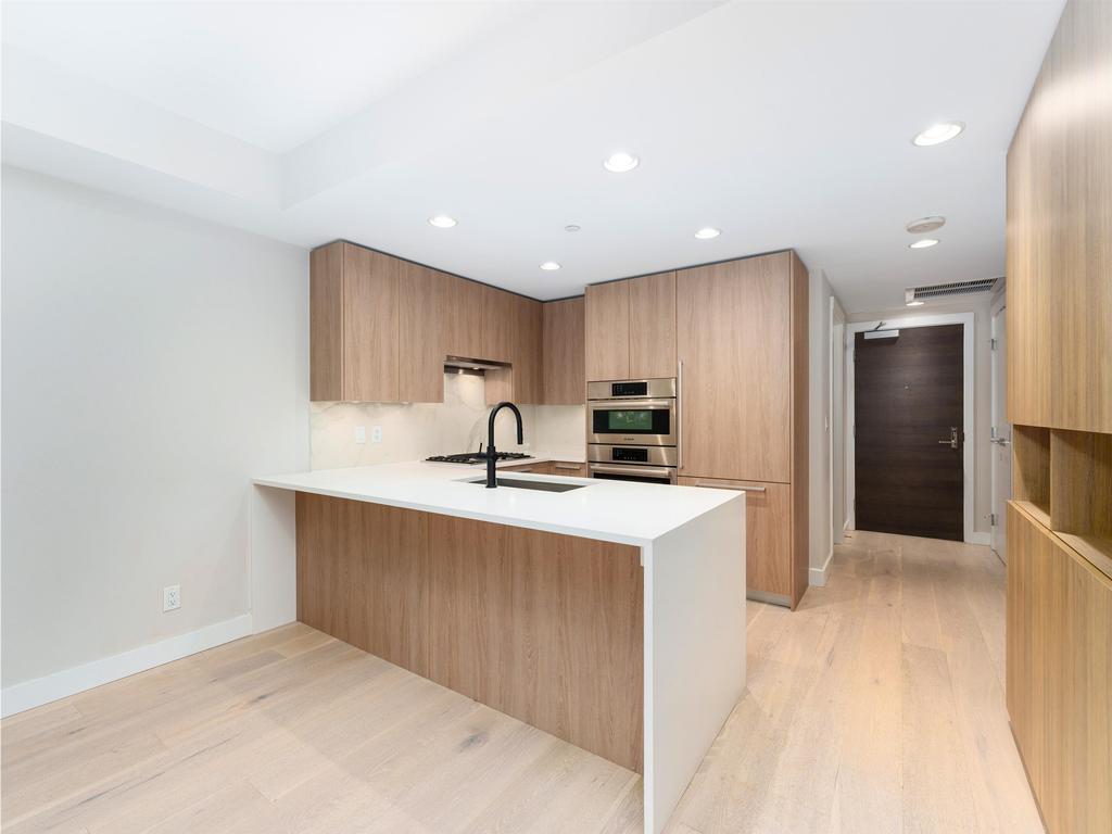 Listing Image for R3090401