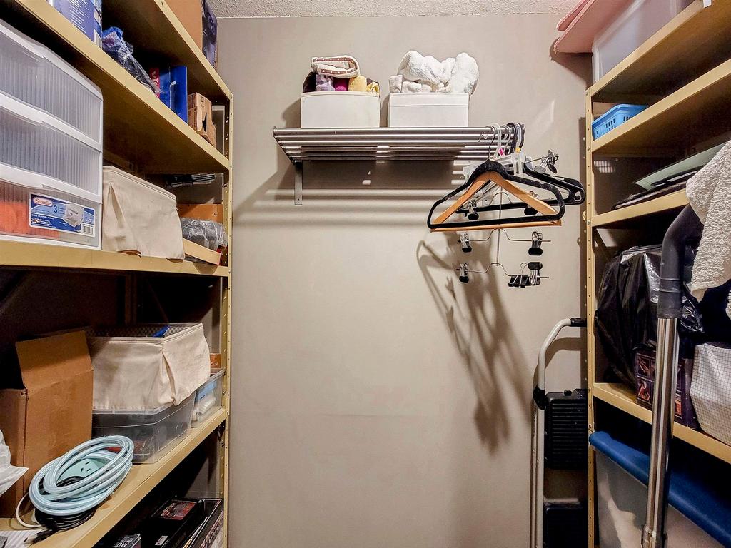 Listing Image for R3090405