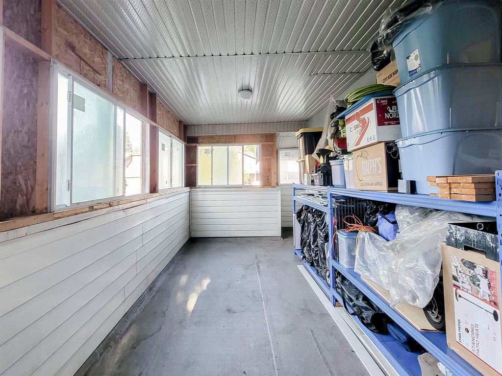 Listing Image for R3090405