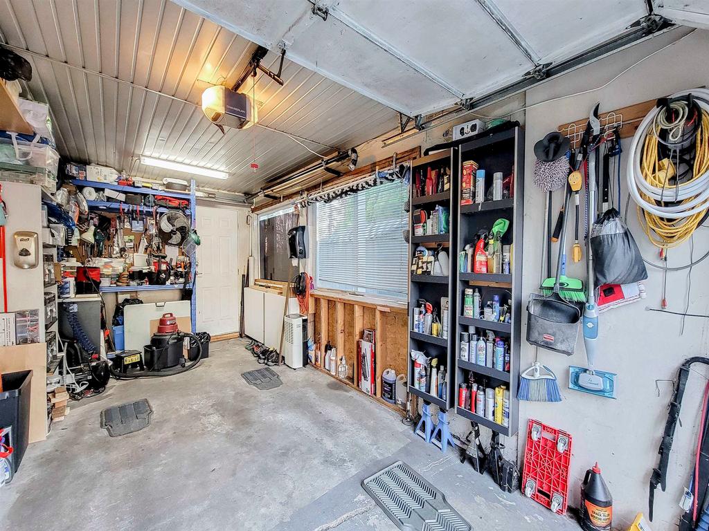 Listing Image for R3090405