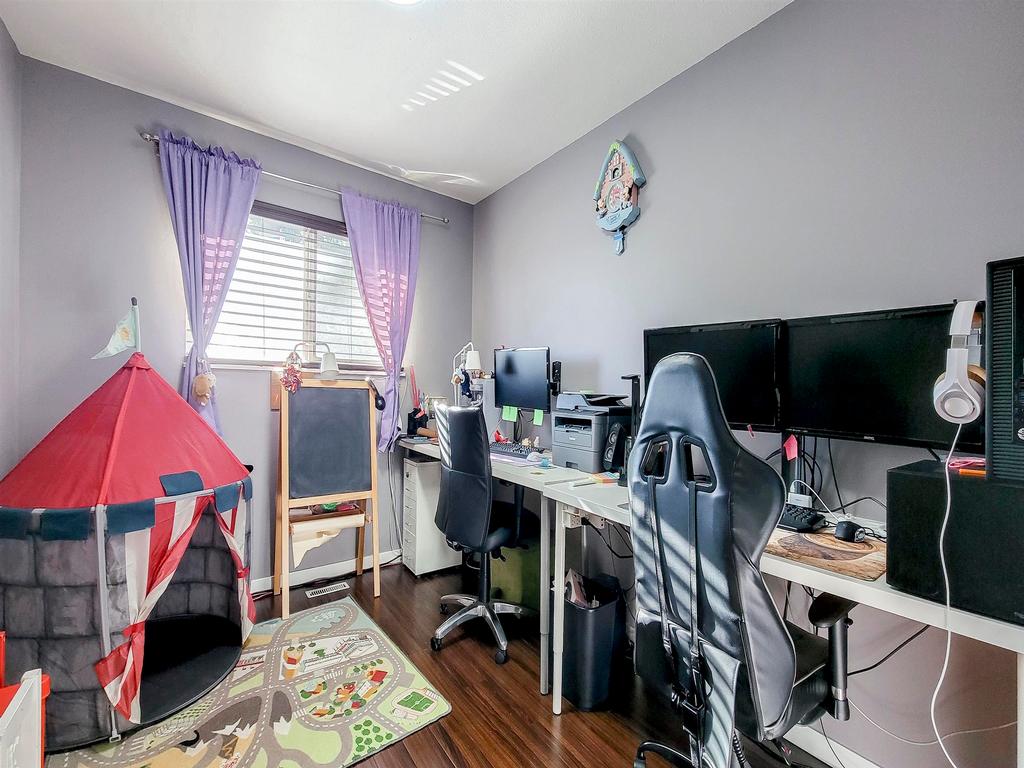 Listing Image for R3090405