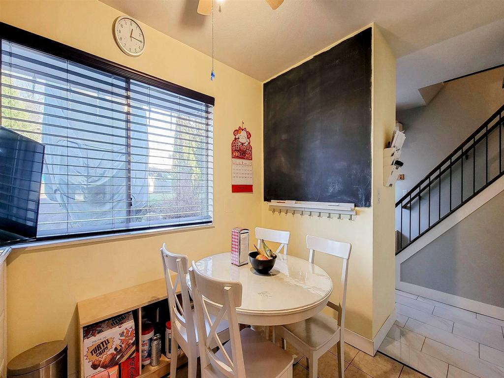 Listing Image for R3090405