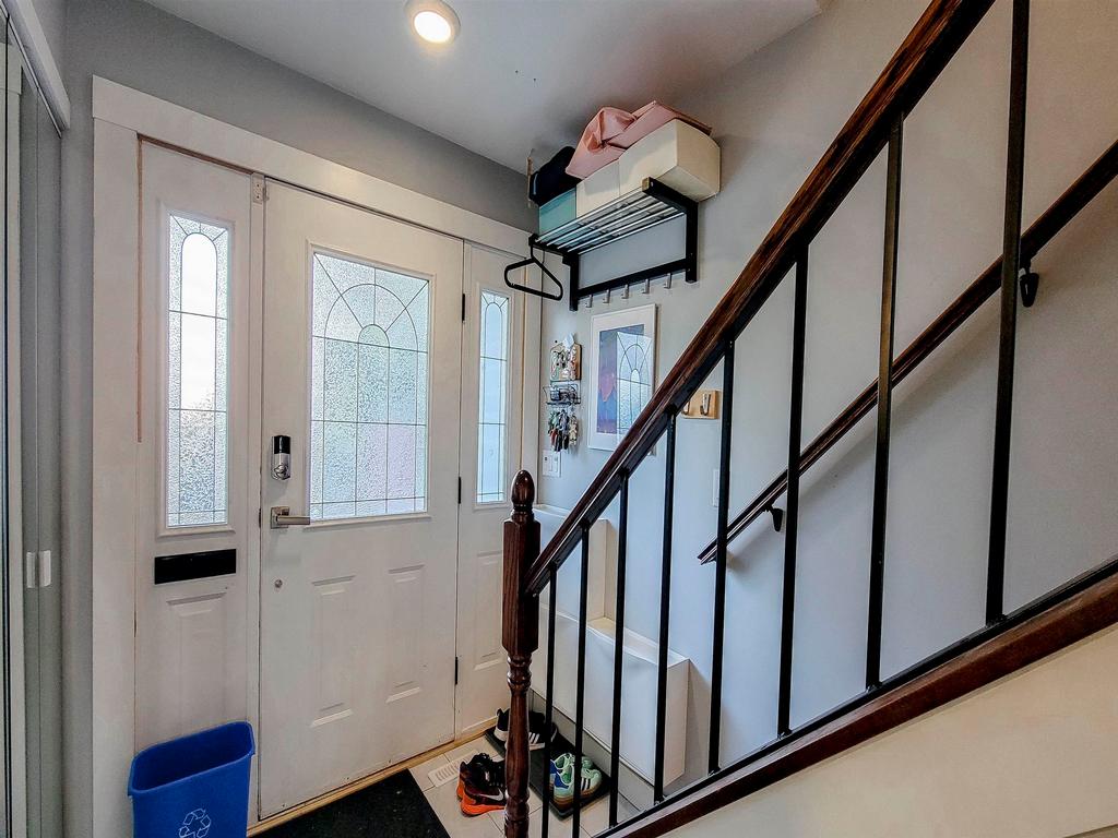 Listing Image for R3090405