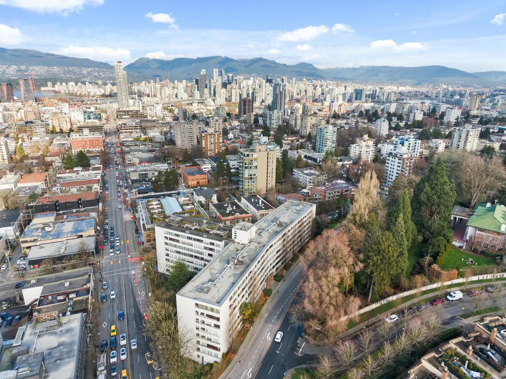 Listing Image for R3090412