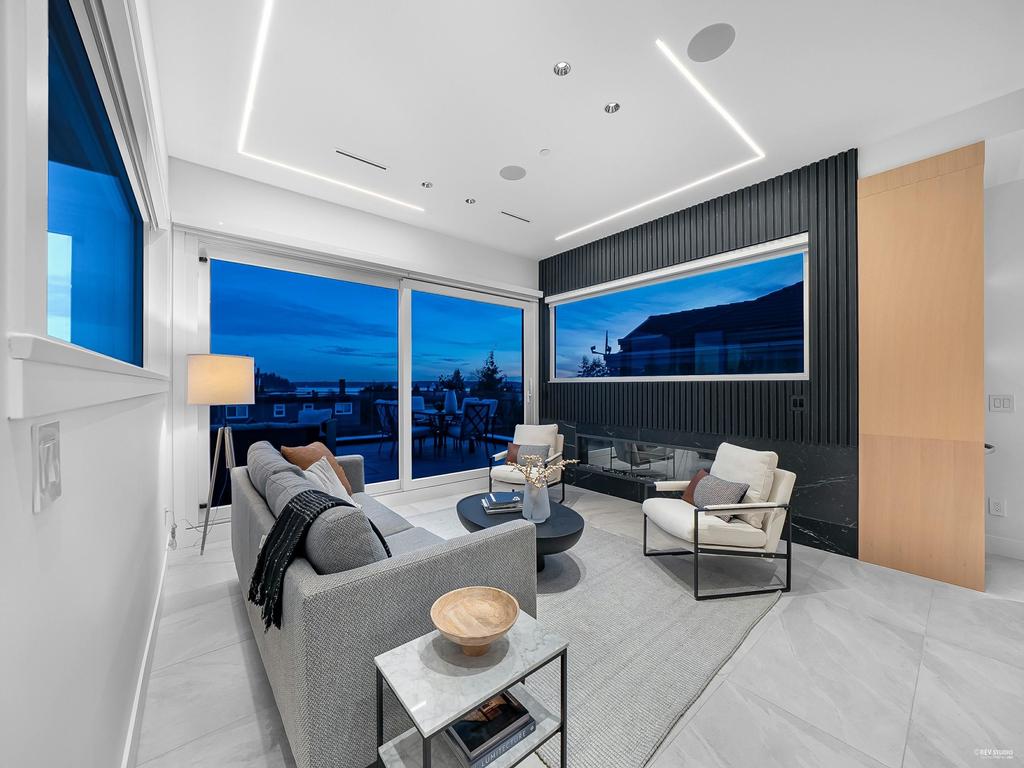 Listing Image for R3090415