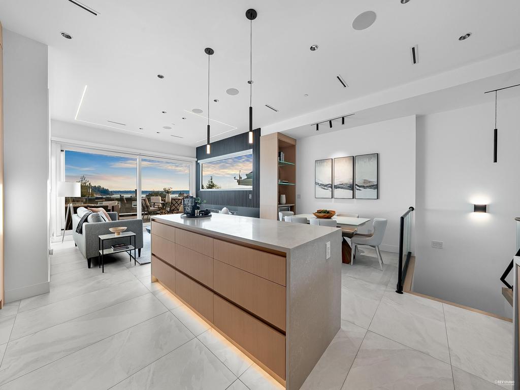 Listing Image for R3090415