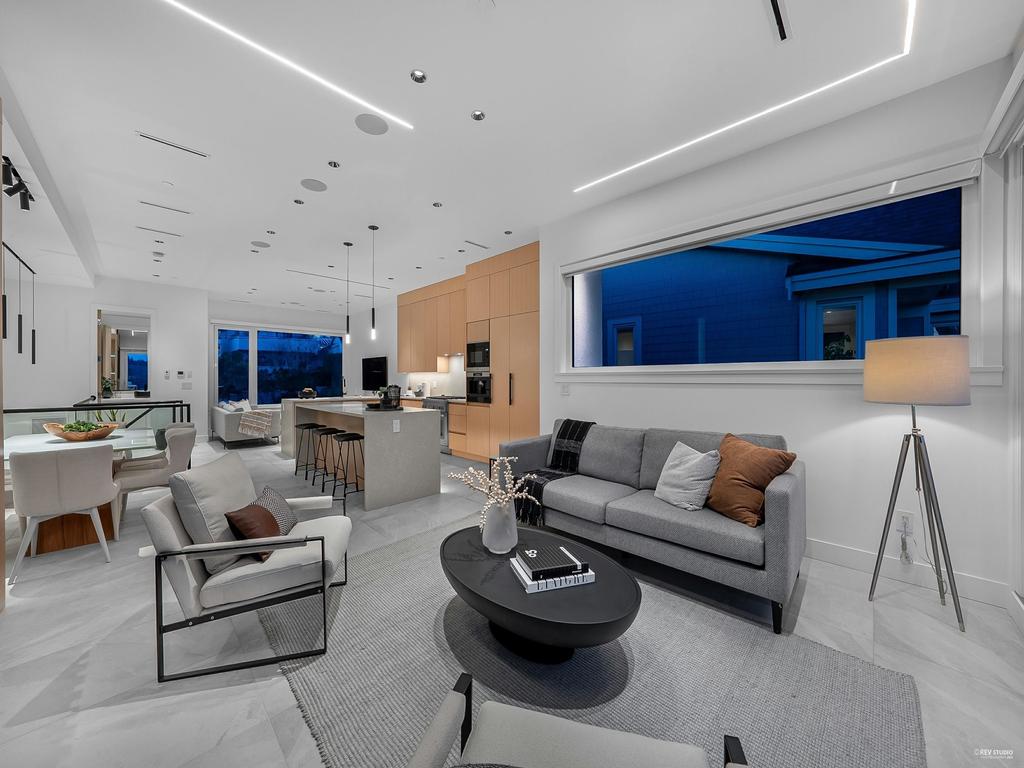 Listing Image for R3090415