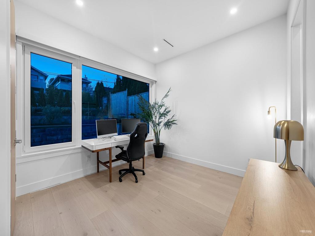 Listing Image for R3090415