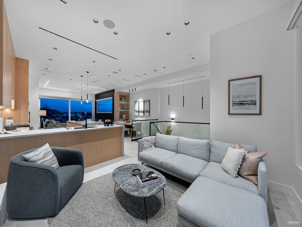 Listing Image for R3090415