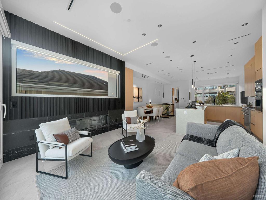 Listing Image for R3090415