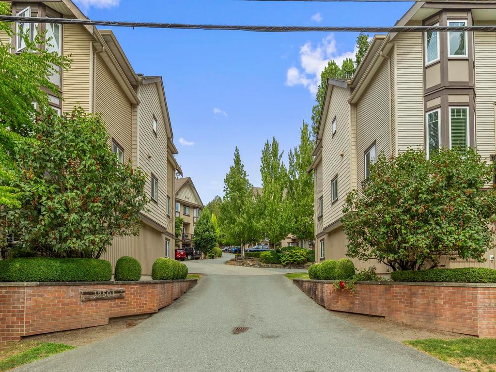 Listing Image for R3090416