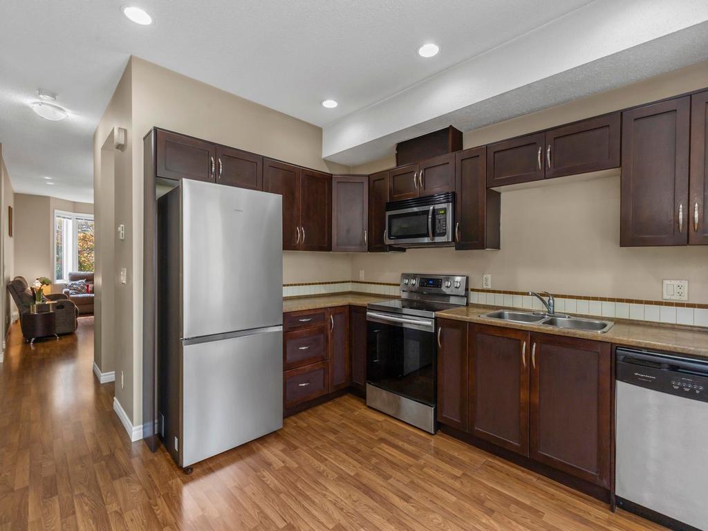 Listing Image for R3090416