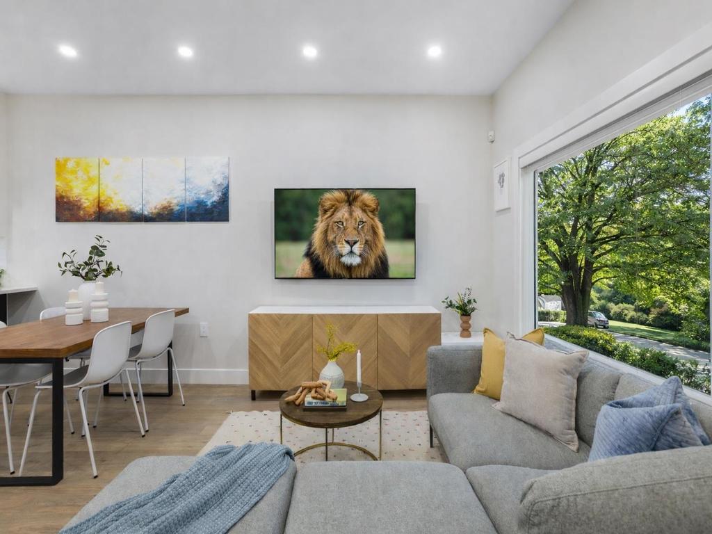 Listing Image for R3090429