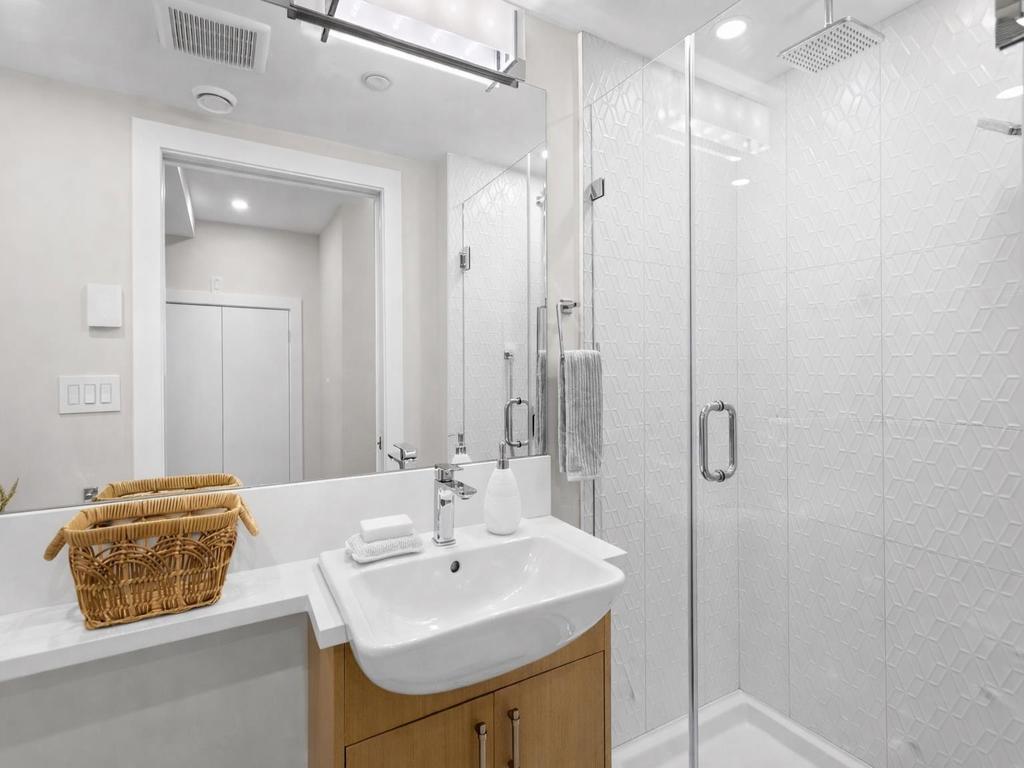 Listing Image for R3090429