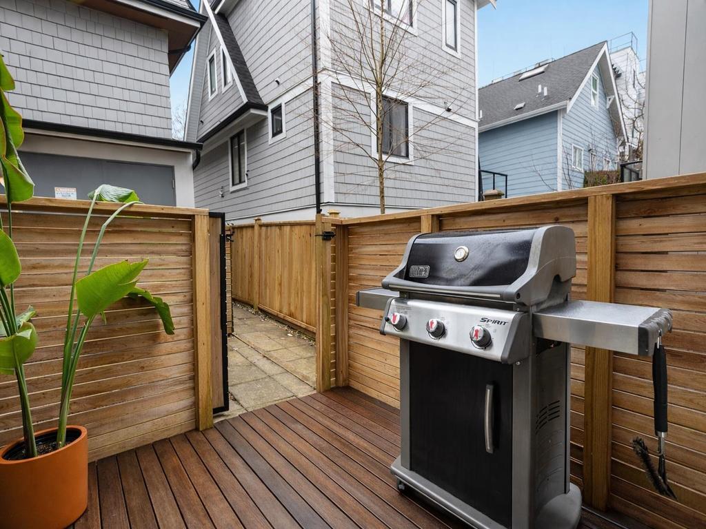 Listing Image for R3090429