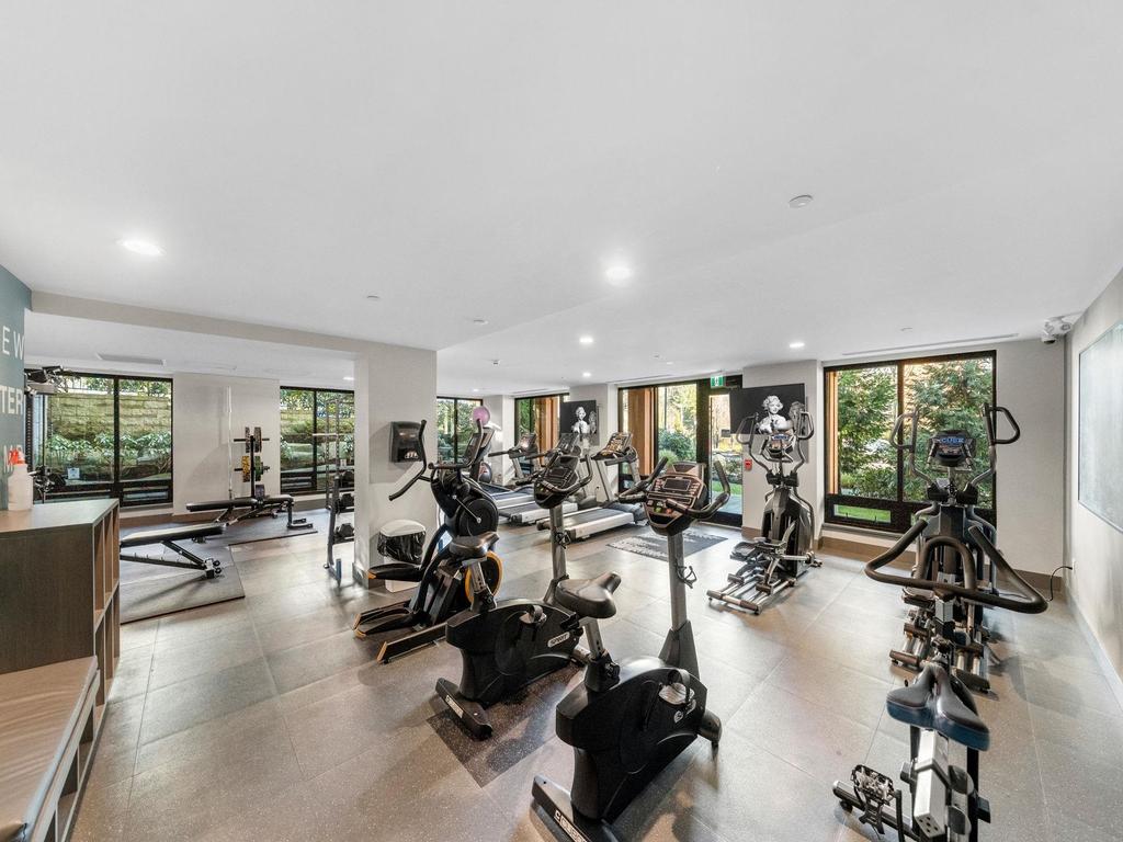 Listing Image for R3090433