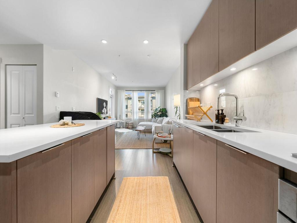 Listing Image for R3090433