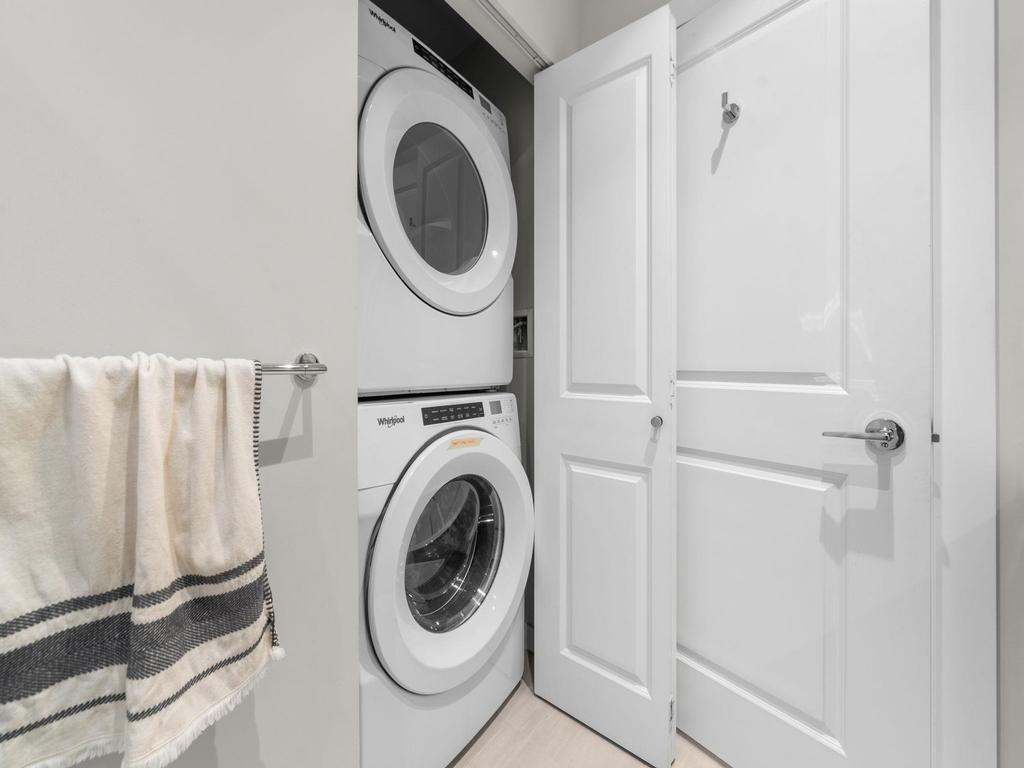 Listing Image for R3090433