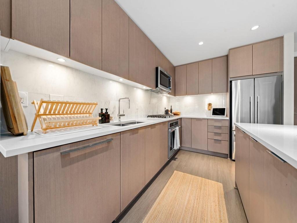 Listing Image for R3090433