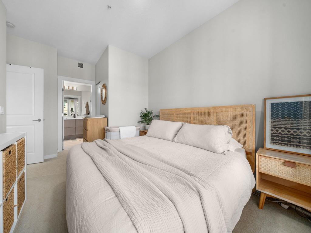 Listing Image for R3090433