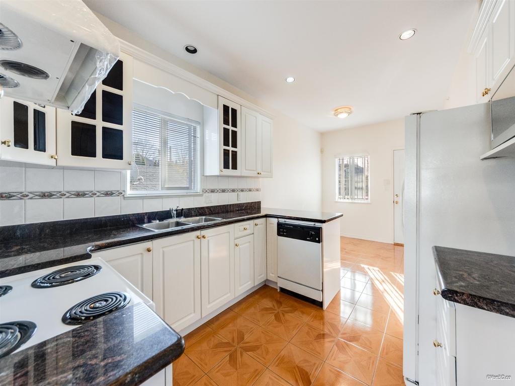 Listing Image for R3090436