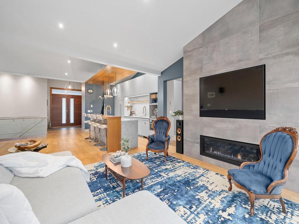 Listing Image for R3090441