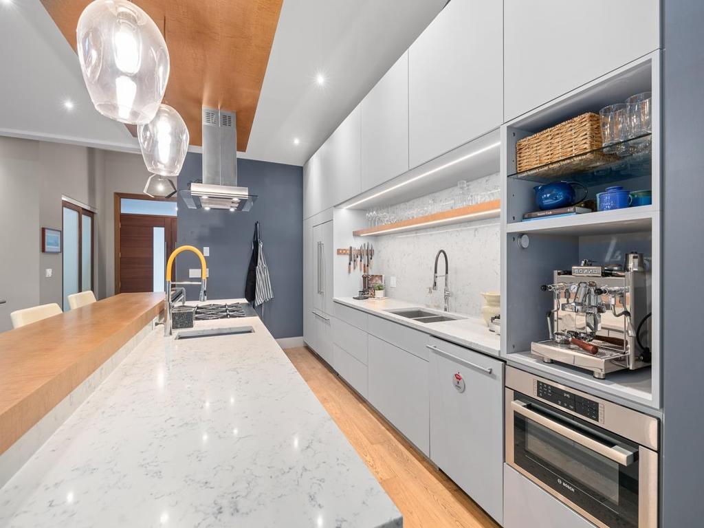 Listing Image for R3090441