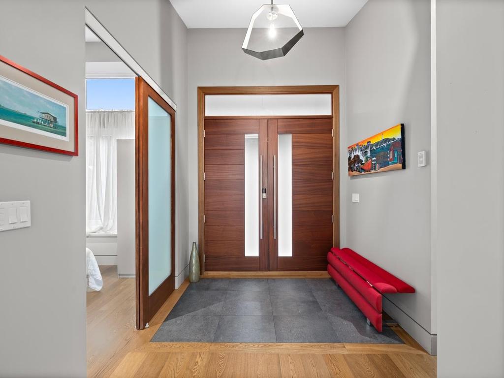 Listing Image for R3090441