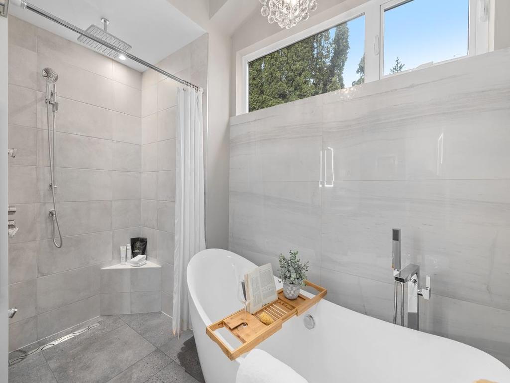 Listing Image for R3090441