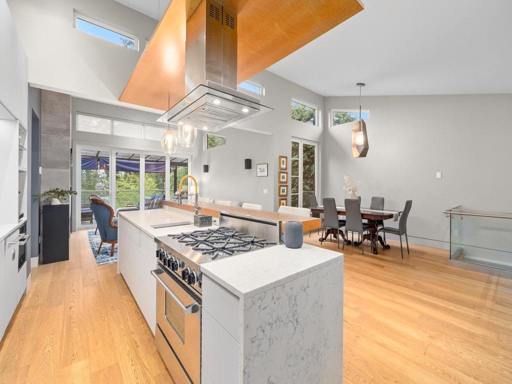 Listing Image for R3090441