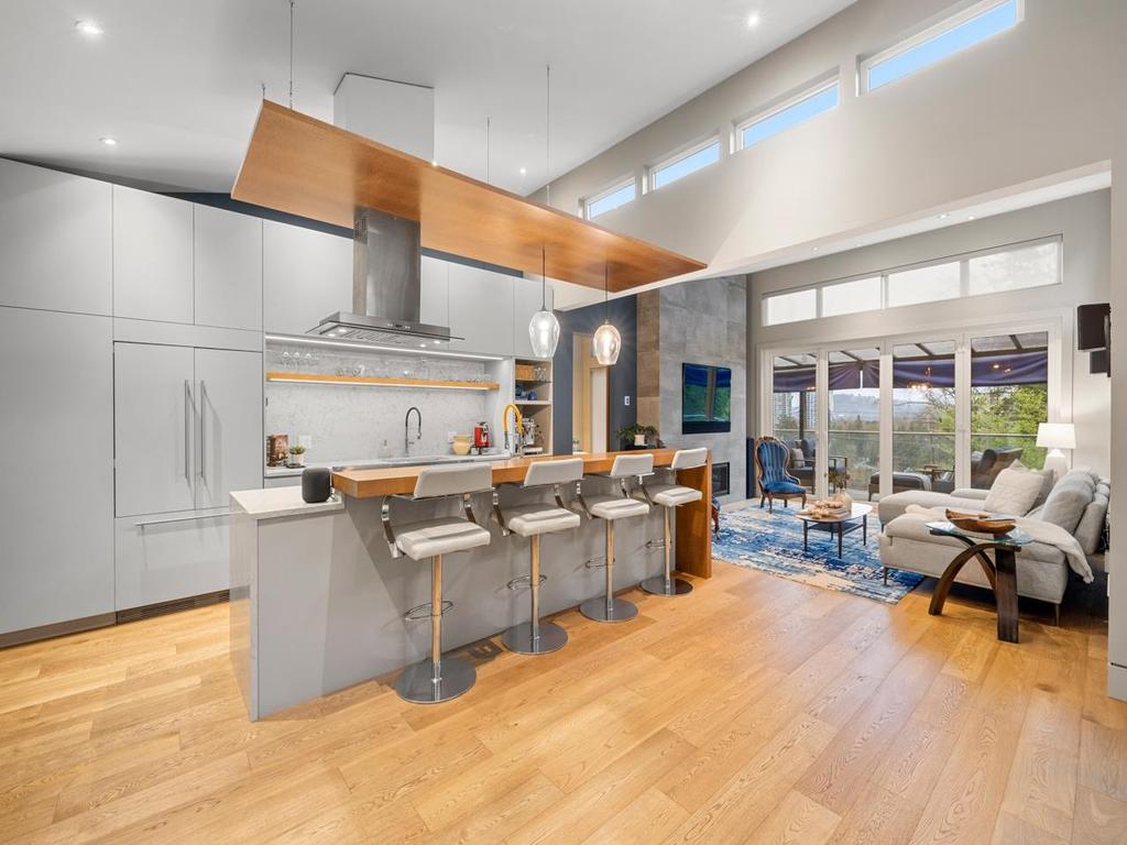 Listing Image for R3090441