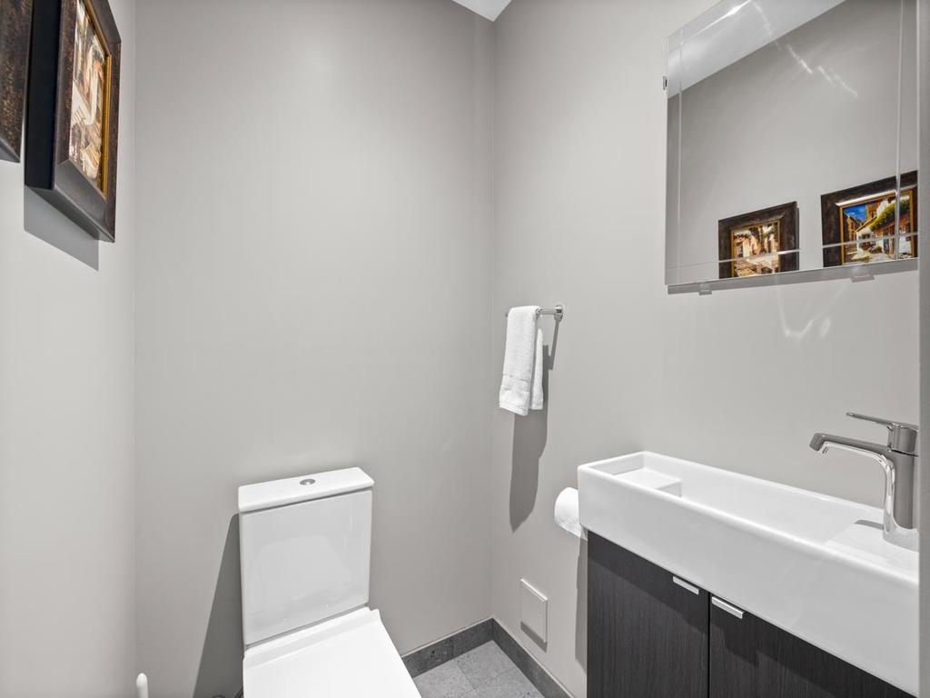 Listing Image for R3090441