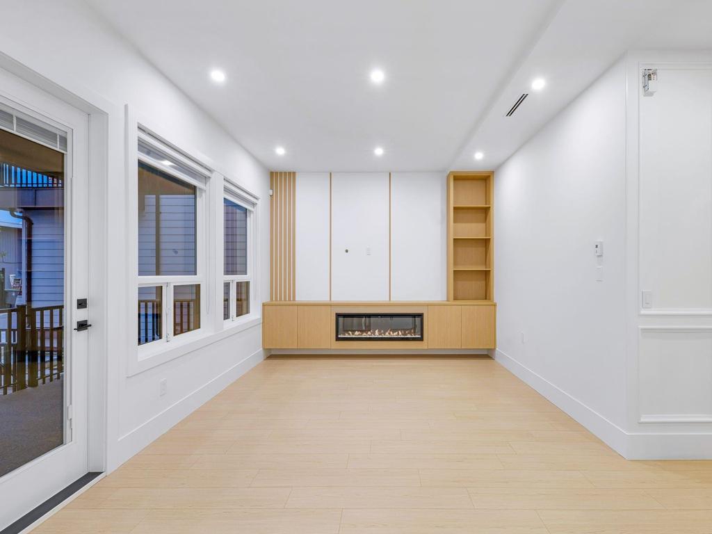 Listing Image for R3090448