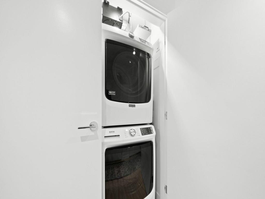 Listing Image for R3090459