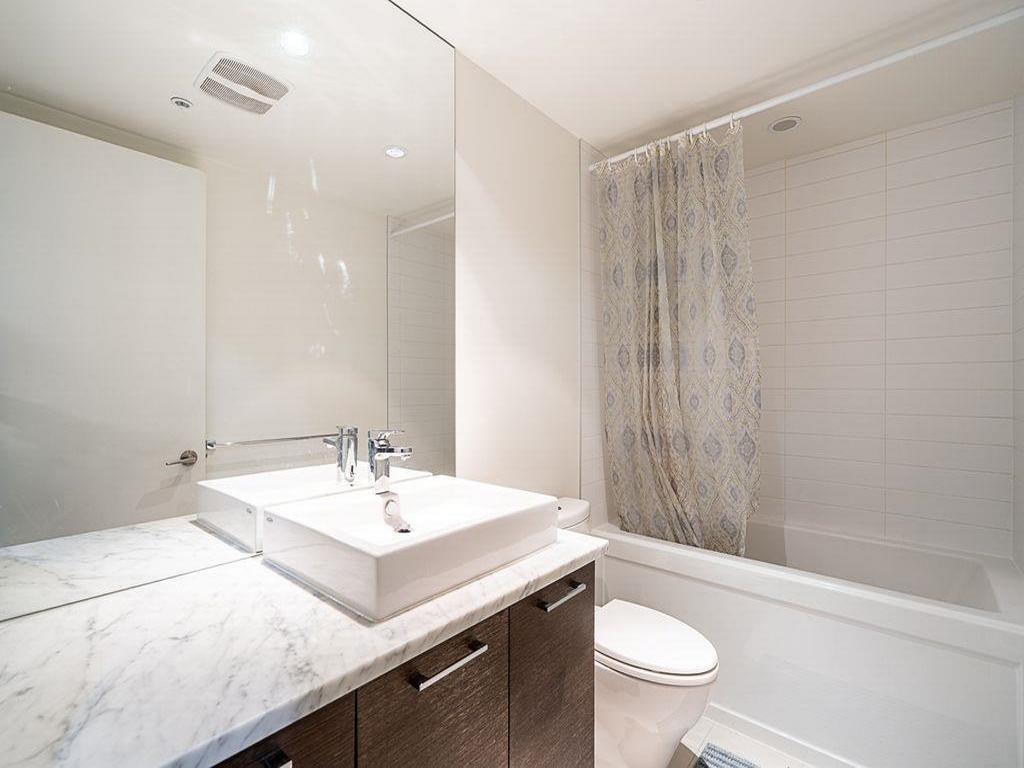 Listing Image for R3090468