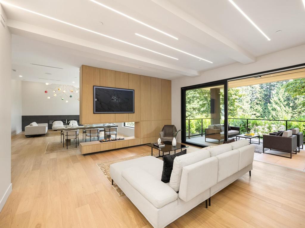 Listing Image for R3090470