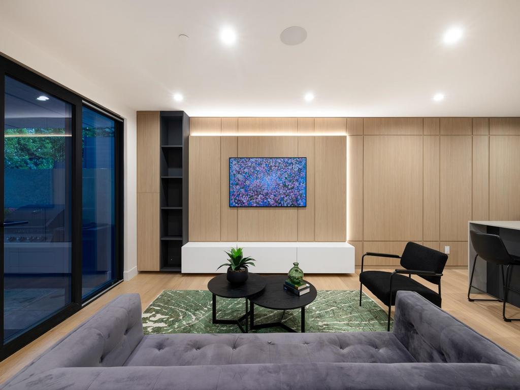 Listing Image for R3090470